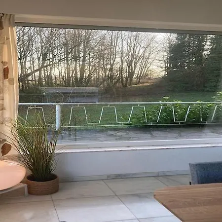 Le Beau Souvenir, Noiseux * Noiseux