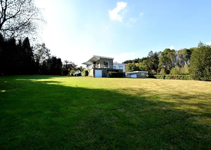 Le Beau Souvenir, Noiseux